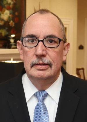 Bruce Carter